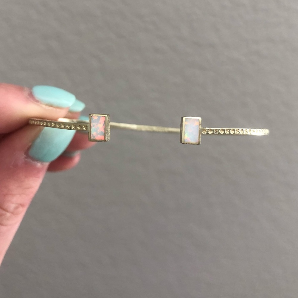 KENDRA SCOTT Iridescent // Gold Cuff